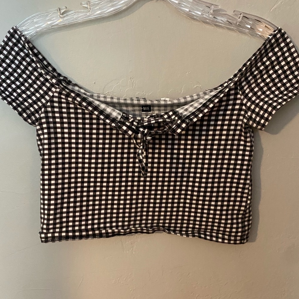 off the shoulder crop top